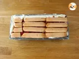 Raspberry tiramisu cake log - Preparation step 7