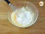 Layer cake with strawberries and mascarpone cream - Preparation step 2