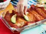 Chicken enchiladas with chili tomato sauce - Preparation step 7