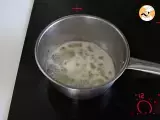 Craquelin topped vanilla cream puffs - Preparation step 8
