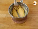 Craquelin topped vanilla cream puffs - Preparation step 10
