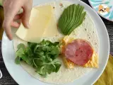 Tortilla wrap brunch style - Crunchwrap - Preparation step 3