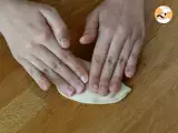 Stuffed Turkish crepes with feta and lemon - Gözleme - Preparation step 7