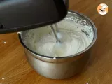 No bake Kinder Bueno cheesecake - Preparation step 2