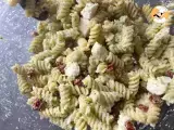 Step 5 - Pasta salad with zucchini pesto, mozzarella and dried tomatoes