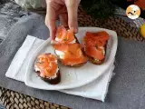 Step 6 - Toasts with smoked salmon and goatcheese