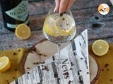 Gin tonic, easy and quick cocktail recipe - Preparation step 2