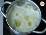 Mini serrano, cheese and potato tatins - Preparation step 1