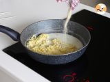 How to cook Buldak carbonara flavor ramen? The best recipe with milk and cheese! - Preparation step 5