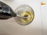 Homemade mayonnaise with olive oil - Preparation step 3