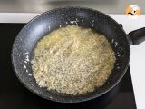 Shrimp and lemon risotto, the elegant and easy to prepare first course - Preparation step 5