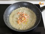 Shrimp and lemon risotto, the elegant and easy to prepare first course - Preparation step 6