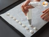 Mont Blanc-style verrines with chestnut cream and meringue - Preparation step 3