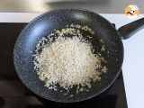 Beet and gorgonzola risotto: an explosion of color and intense flavors - Preparation step 4