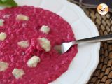 Beet and gorgonzola risotto: an explosion of color and intense flavors - Preparation step 8