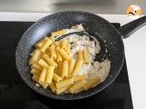 Pasta with ricotta and walnuts: creamy and crunchy - Preparation step 6