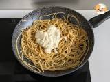 Spaghetti cacio e pepe: 3 ingredients, an explosion of flavor! - Preparation step 8