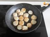 Pasta with scallops, an elegant seafood dish - Preparation step 3