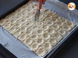 Quick and easy puff pastry bites for a successful aperitif! - Preparation step 4