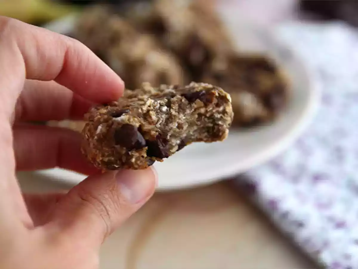 3-ingredient banana chocolate cookies - photo 4