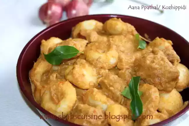 Aana pathal recipe: steamed rice dumplings in beef gravy