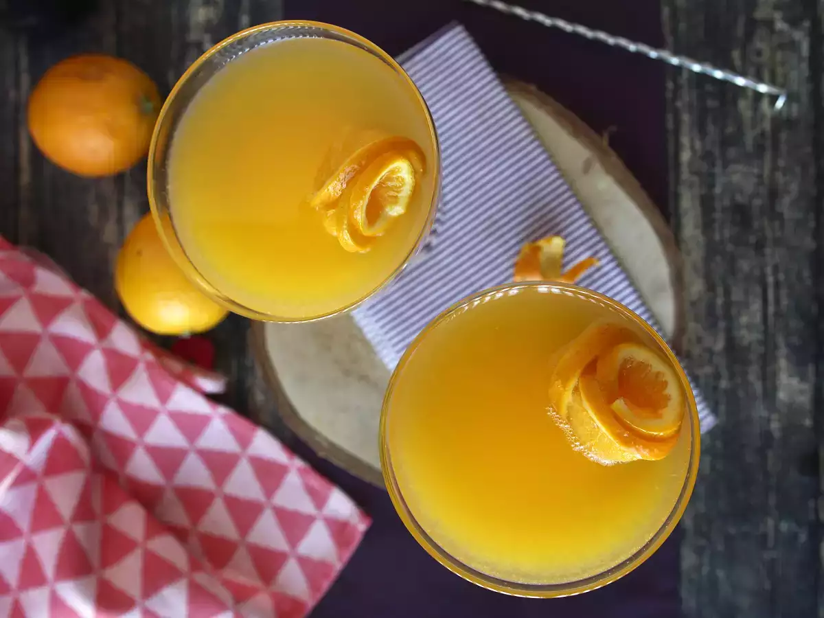 Agua de Valencia, the Mediterranean cocktail with cava and orange that you can make at home - photo 6