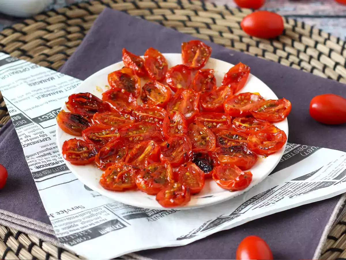 Air fryer confit cherry tomatoes - photo 2