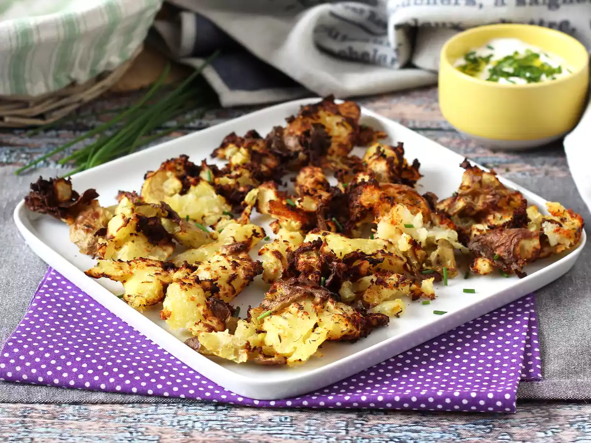 Air fryer smashed potatoes, the super crispy side dish! - photo 2