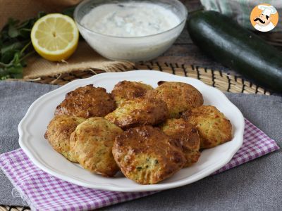 Air Fryer zucchini fritters with yogurt and feta sauce - photo 4