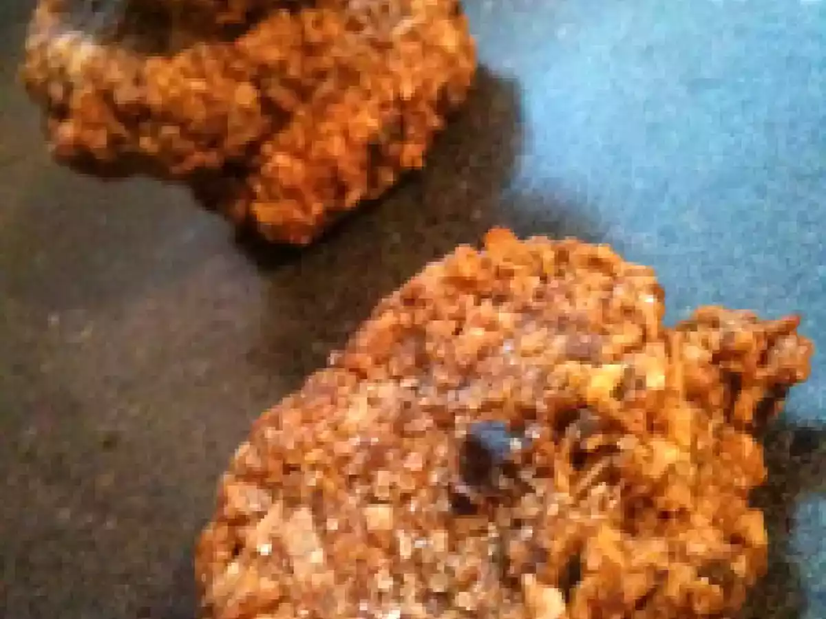 Almond Flour Oatmeal Cookies