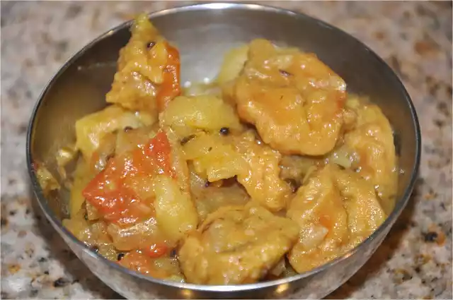 Aloo mangodi ki sabzi recipe - potato lentil fritters curry