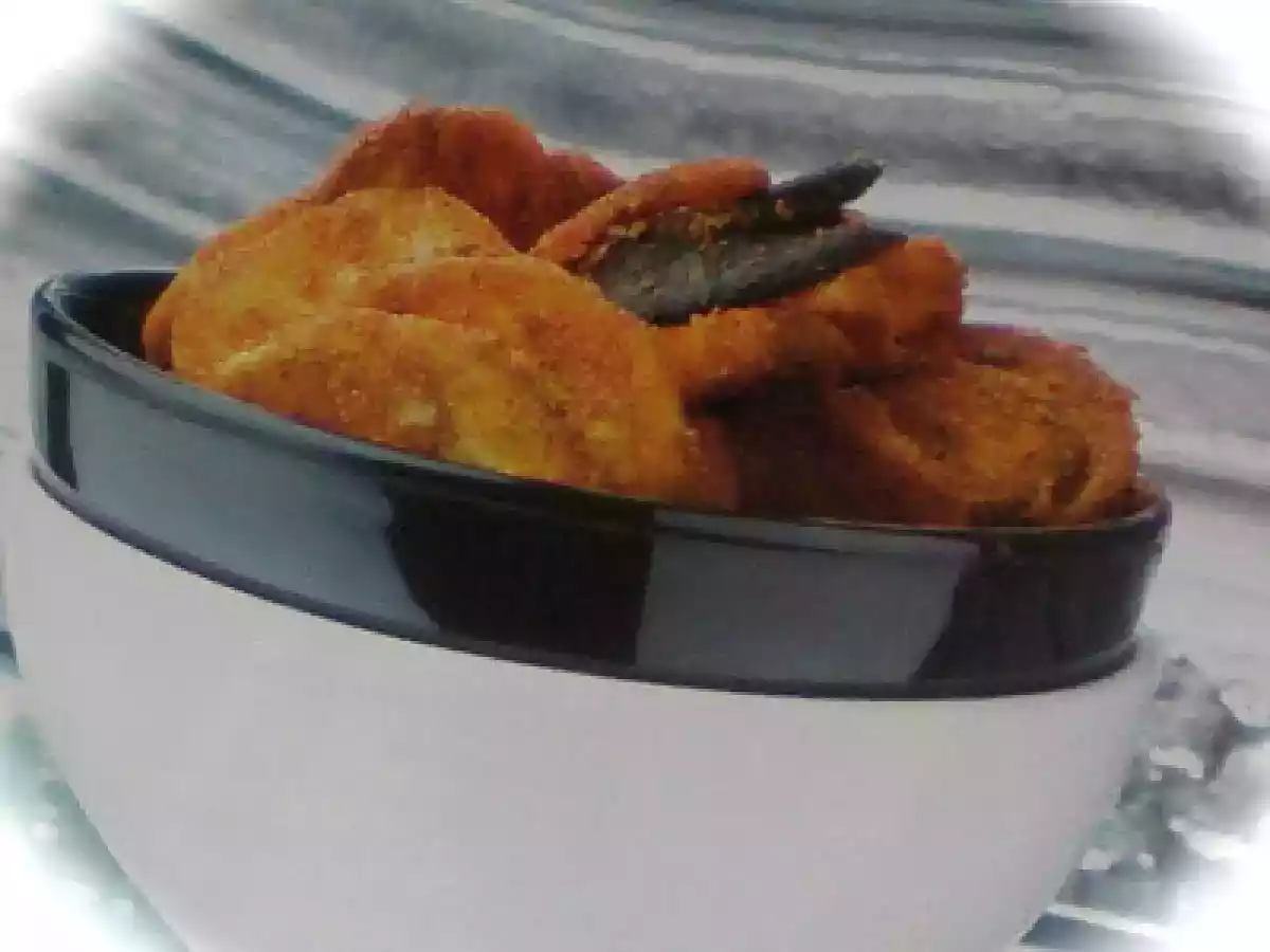 Aloo Parwal Ki Subzi & Batter Fried Banana Chips - photo 3