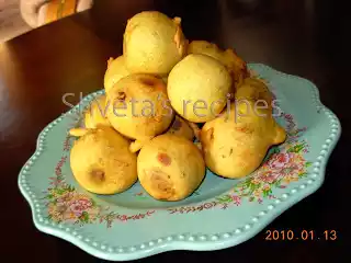 Aloo vada recipe: fried potato snack