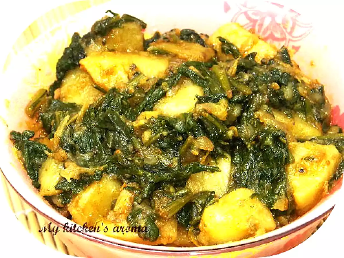 Alu Palak / Potato and Spinach Curry
