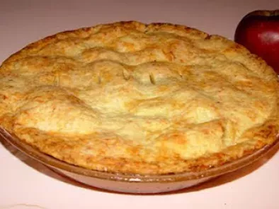 An apple pie without some cheese is like a hug without a squeeze!