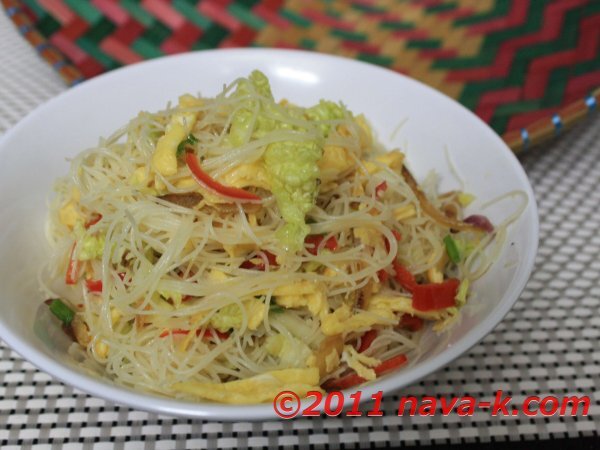 Anchovies (Ikan Bilis) Fried Mee Hoon