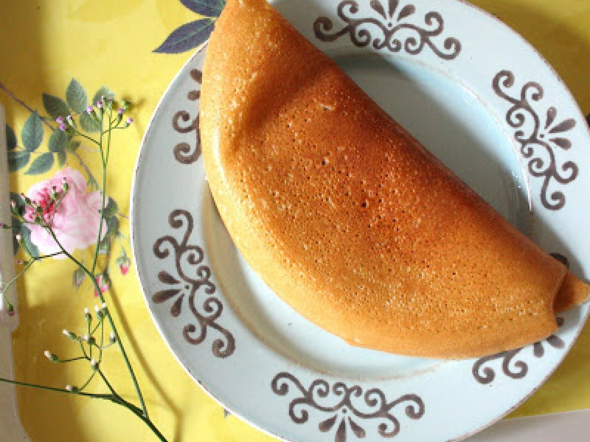 APAM BALIK - PANCAKE TURNOVERS