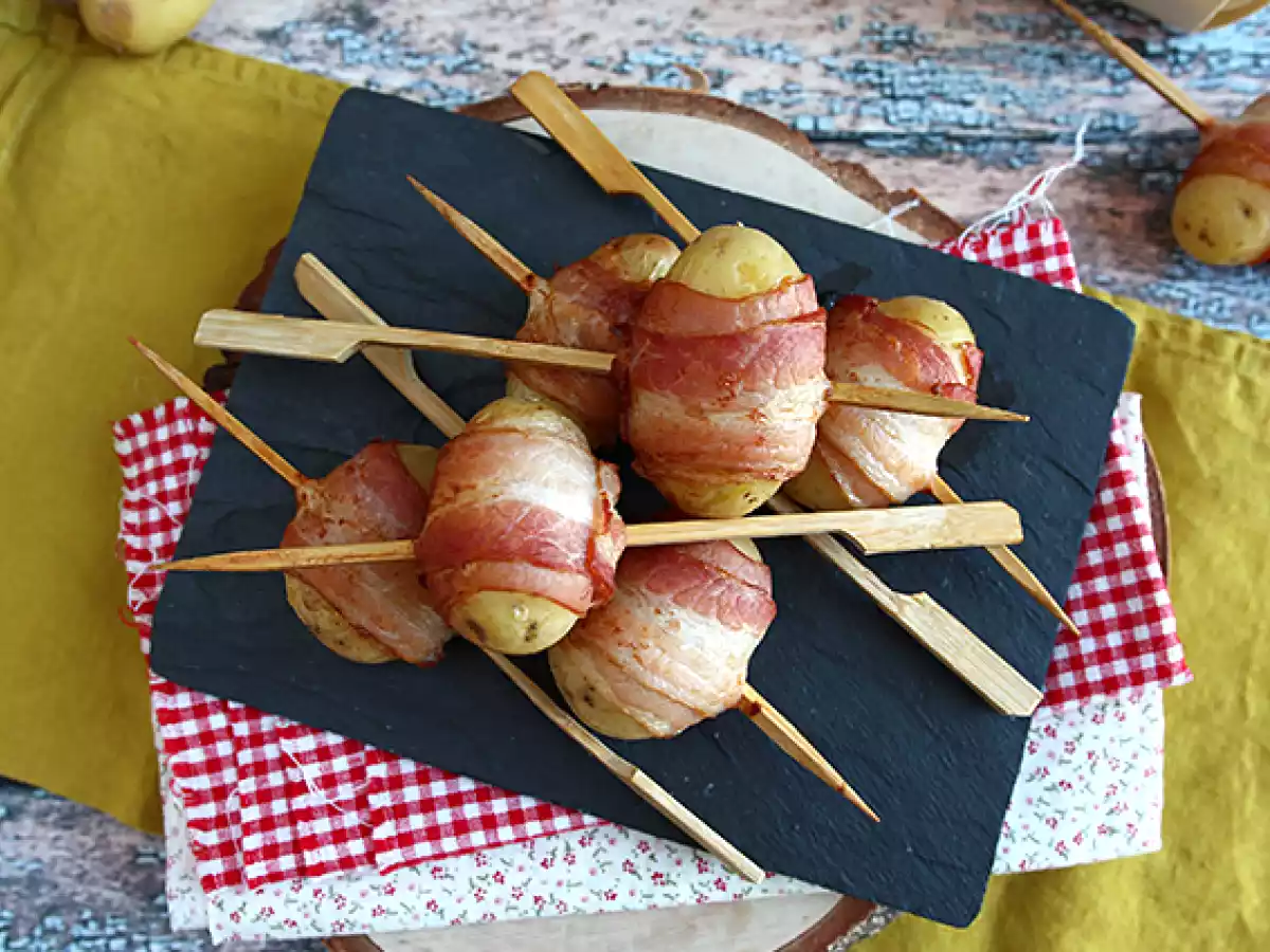 Appetizer potato and bacon skewers - photo 3