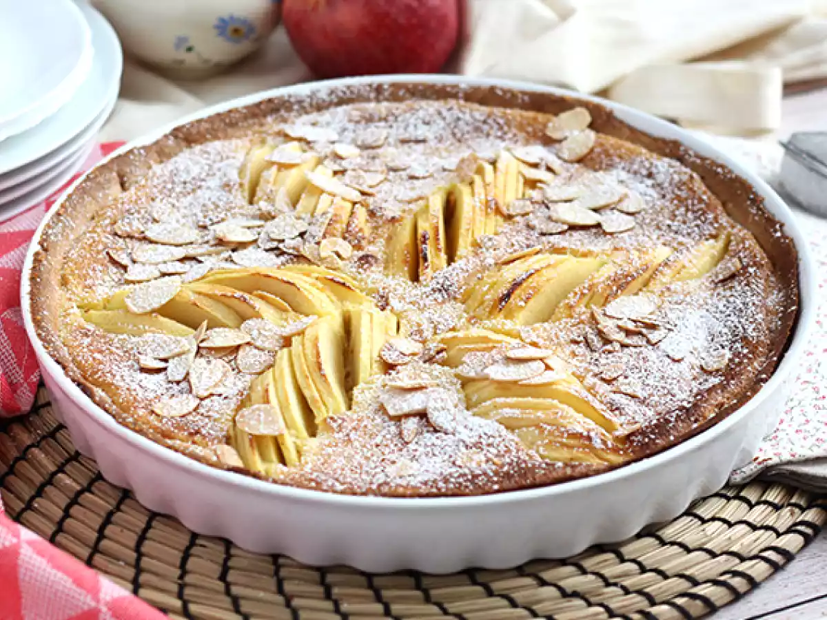Apple and almond tart (tarte normande)