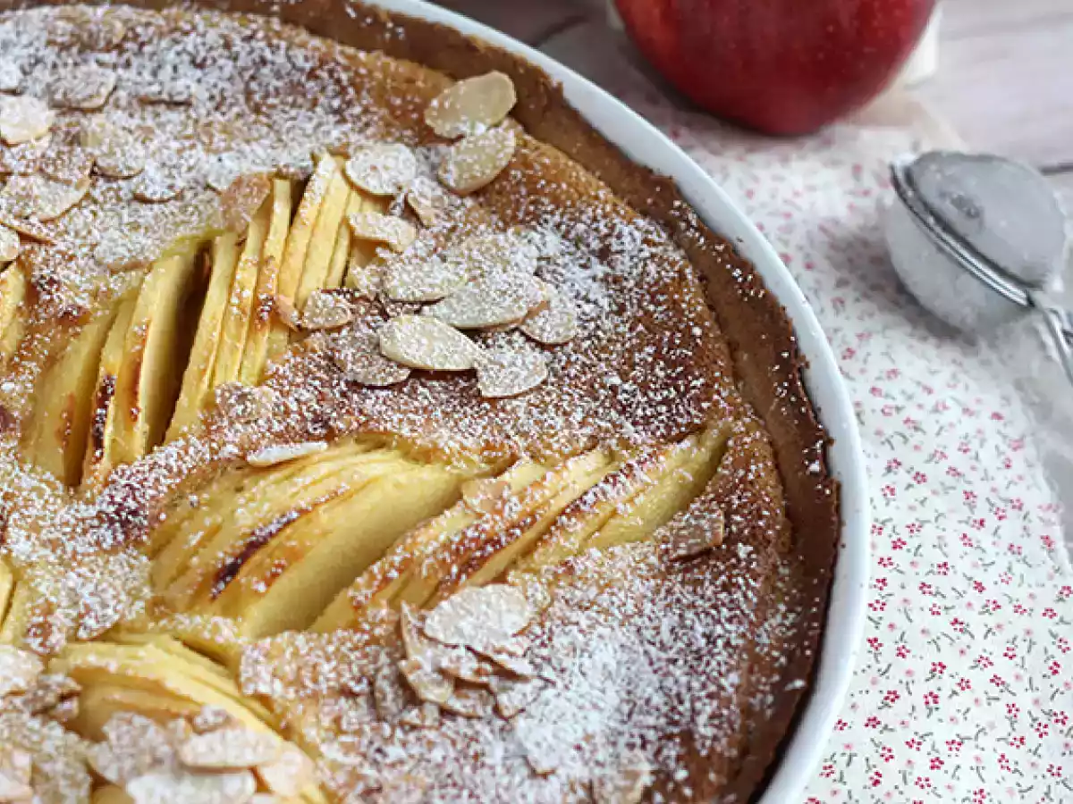 Apple and almond tart (tarte normande) - photo 3