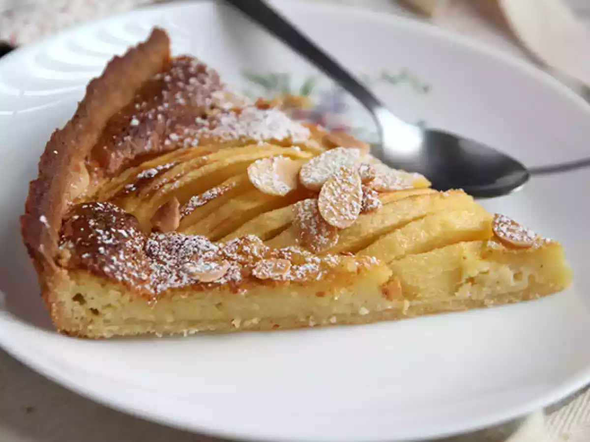 Apple and almond tart (tarte normande) - photo 4