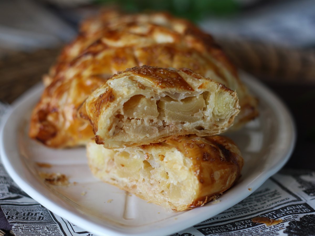 Apple and hazelnut cream handpies for Epiphany - photo 3