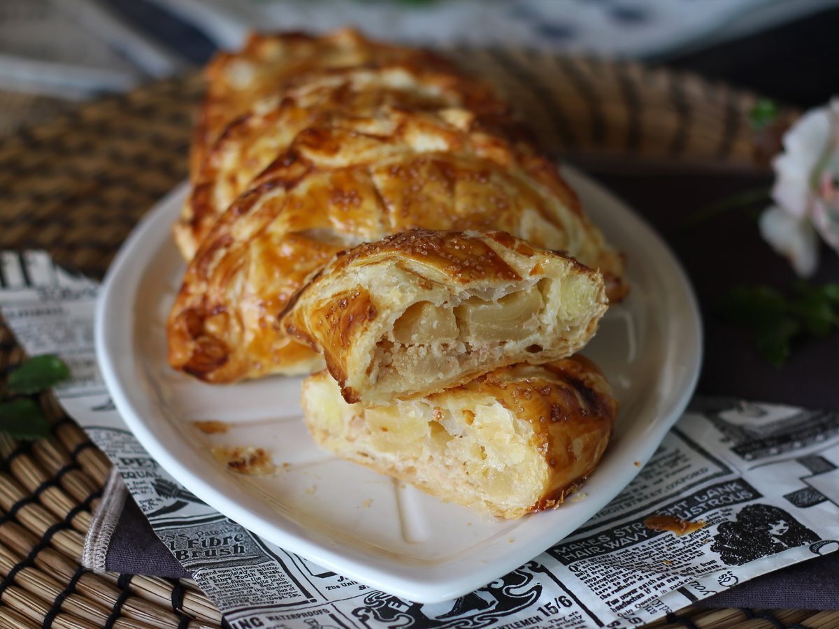 Apple and hazelnut cream handpies for Epiphany - photo 5