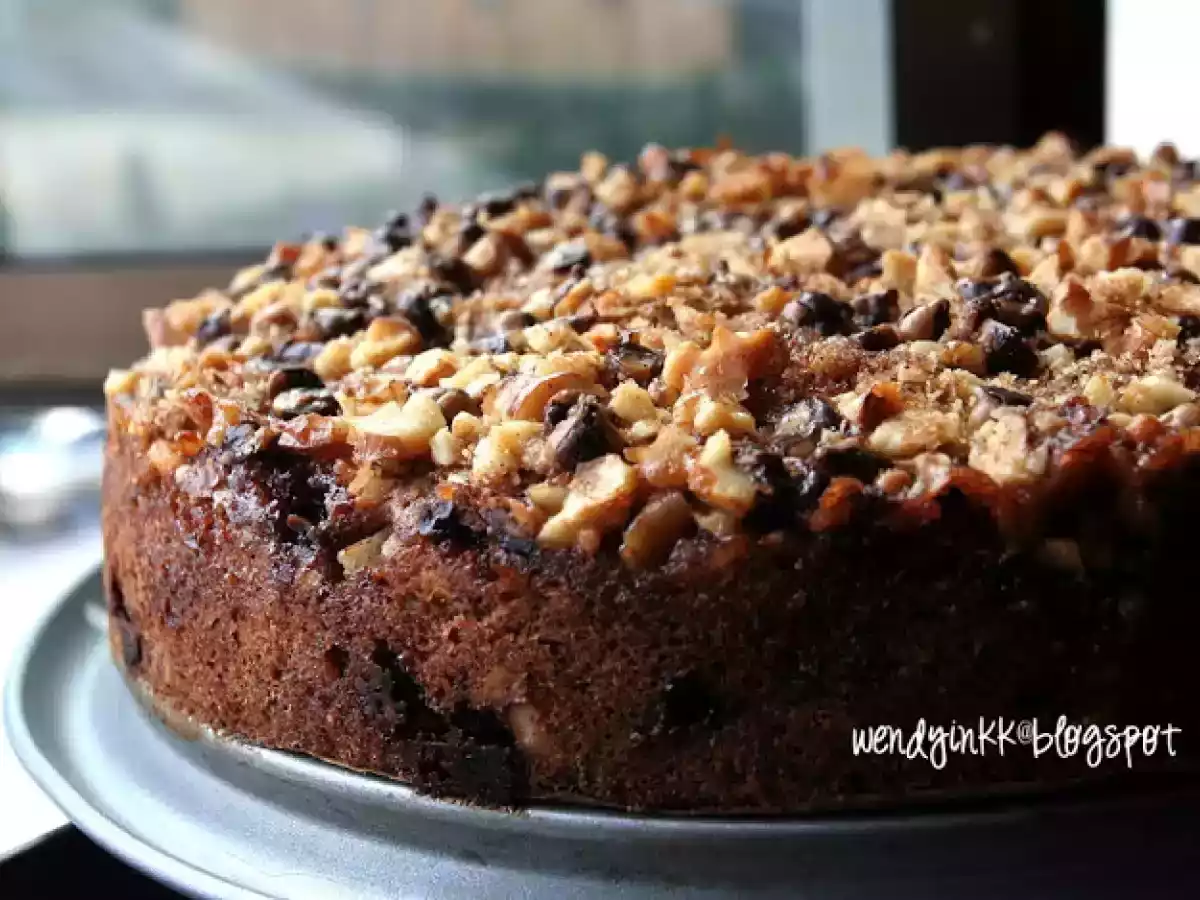 Apple Banana Coffee Cake with Chocolate Chip Streusel