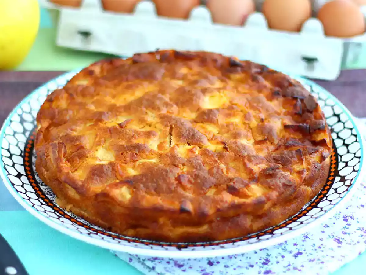 Apple cake - video recipe !