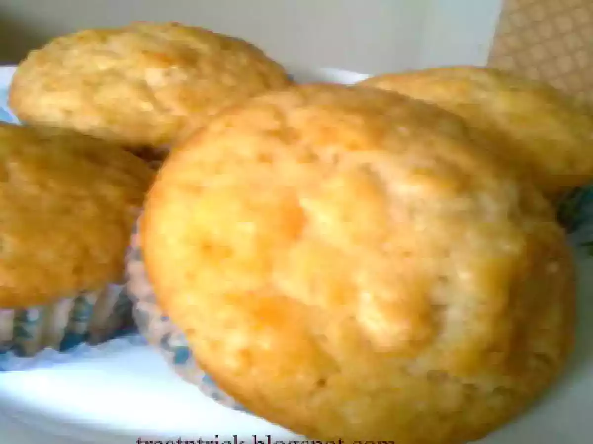 APPLE MUFFIN
