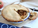 Apple pie, the english-style apple tart, photo 1