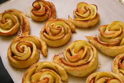 Apple roses recipe