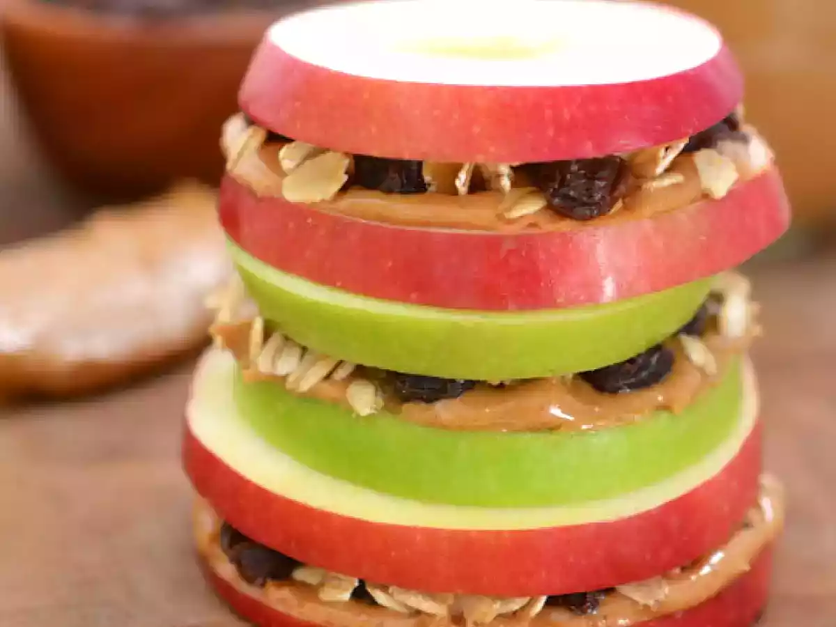 Apple Sandwiches with Granola and Peanut Butter