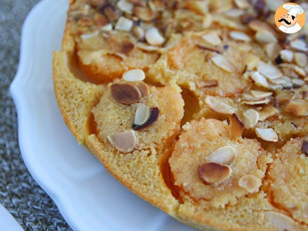 Apricot clafoutis with grilled almonds - photo 4